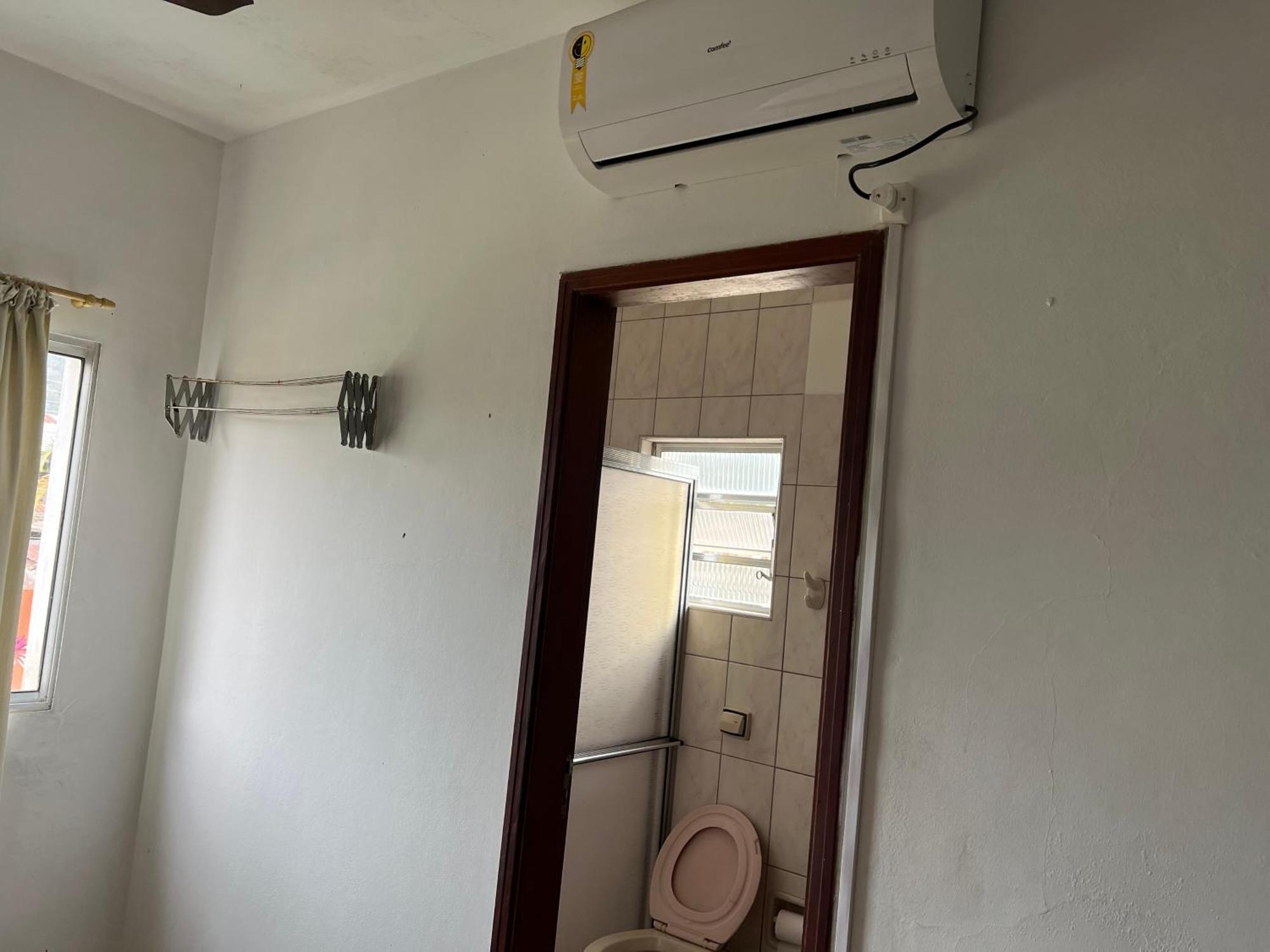 APTOS FAMILIA com AR CONDICIONADO UBATUBA Praia Pereque Acu Exterior foto