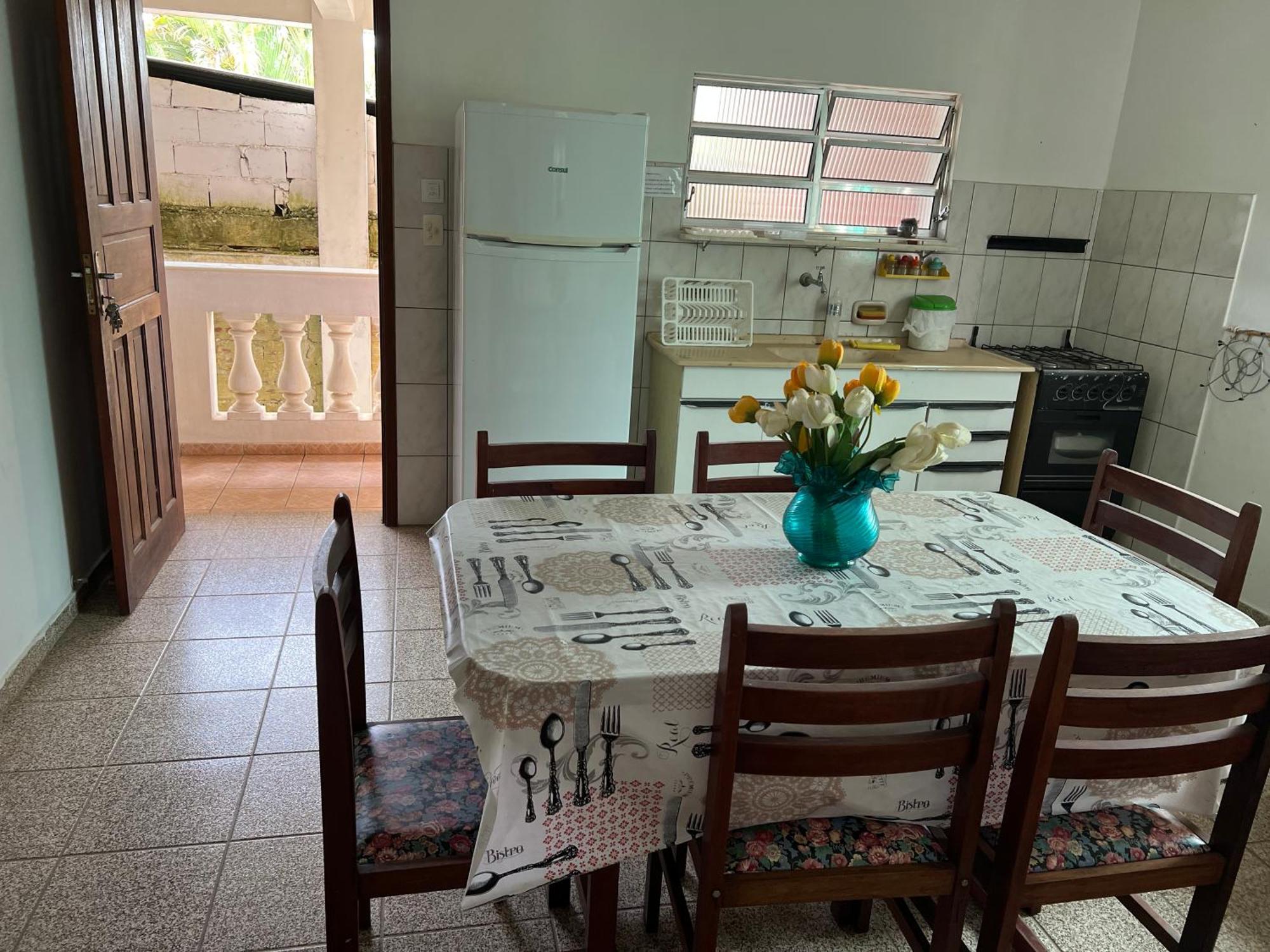 APTOS FAMILIA com AR CONDICIONADO UBATUBA Praia Pereque Acu Exterior foto