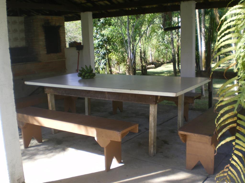APTOS FAMILIA com AR CONDICIONADO UBATUBA Praia Pereque Acu Habitación foto