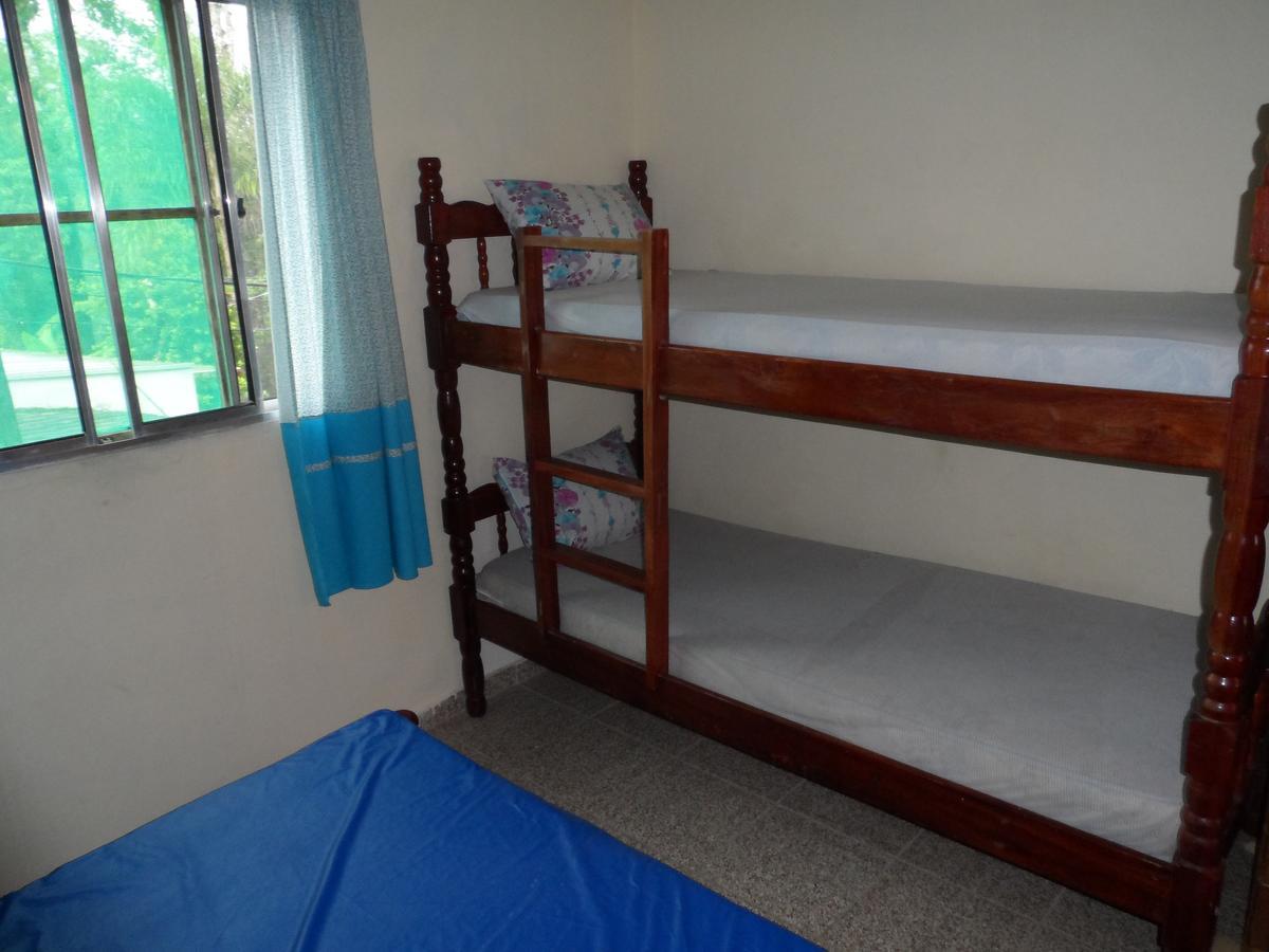 APTOS FAMILIA com AR CONDICIONADO UBATUBA Praia Pereque Acu Exterior foto