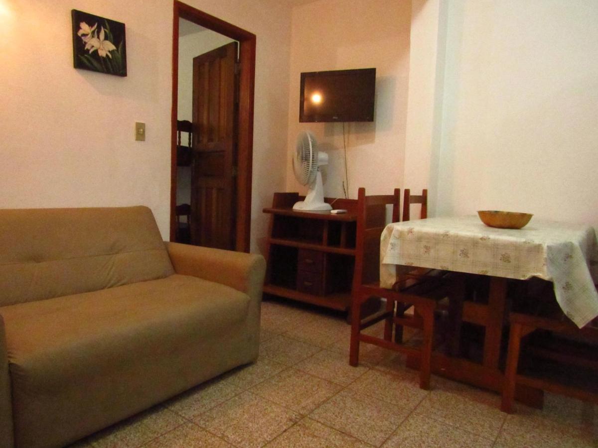 APTOS FAMILIA com AR CONDICIONADO UBATUBA Praia Pereque Acu Exterior foto
