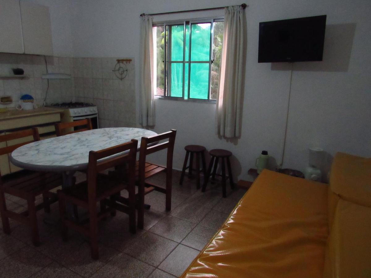 APTOS FAMILIA com AR CONDICIONADO UBATUBA Praia Pereque Acu Exterior foto