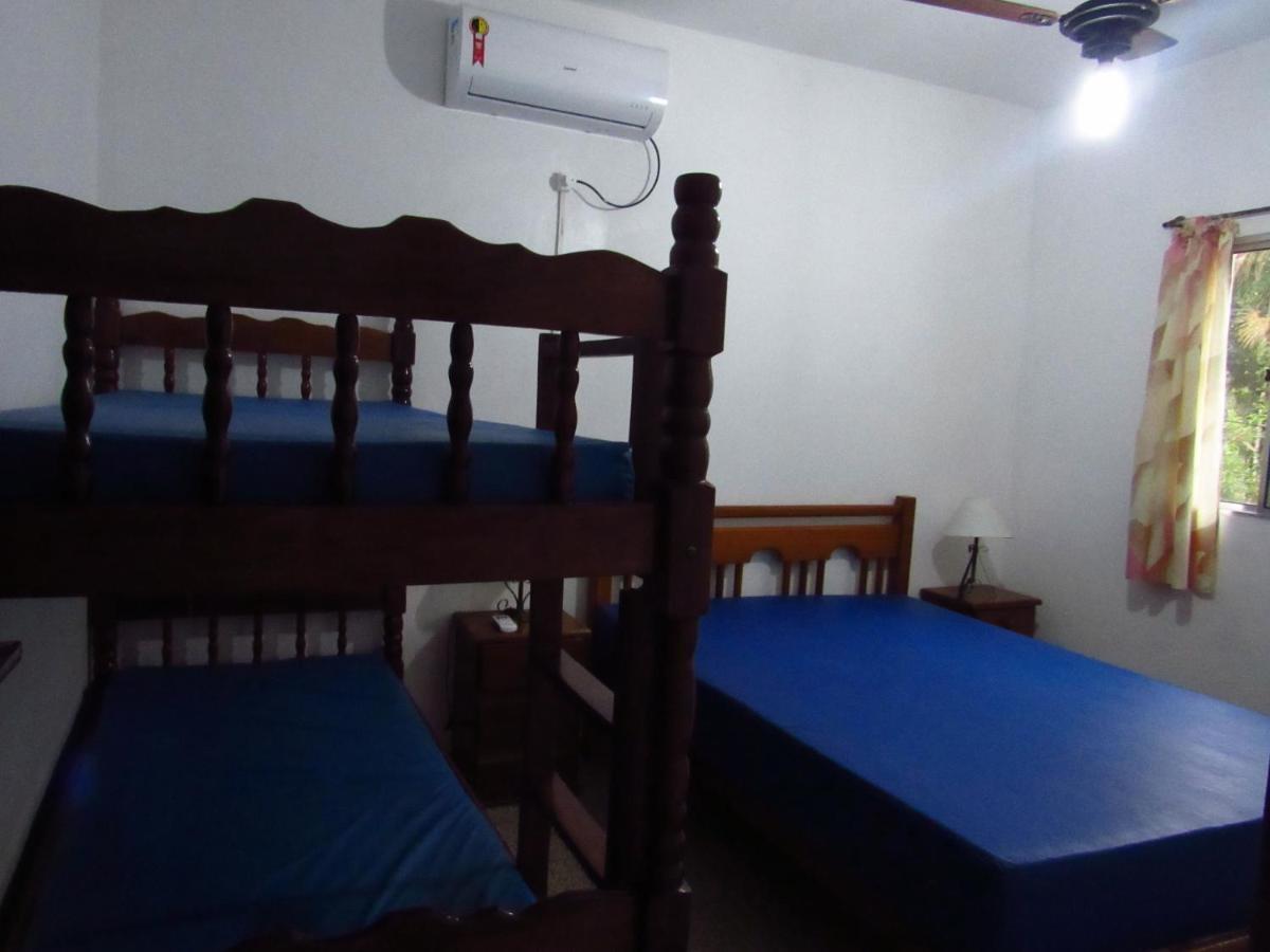 APTOS FAMILIA com AR CONDICIONADO UBATUBA Praia Pereque Acu Exterior foto